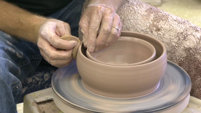 Wheel-Thrown Pottery for Beginners - Screenshot_04