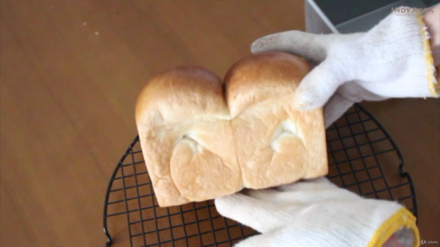 Japanese Pastry Course #5 Japanese Hokkaido Milk Bread - Screenshot_04