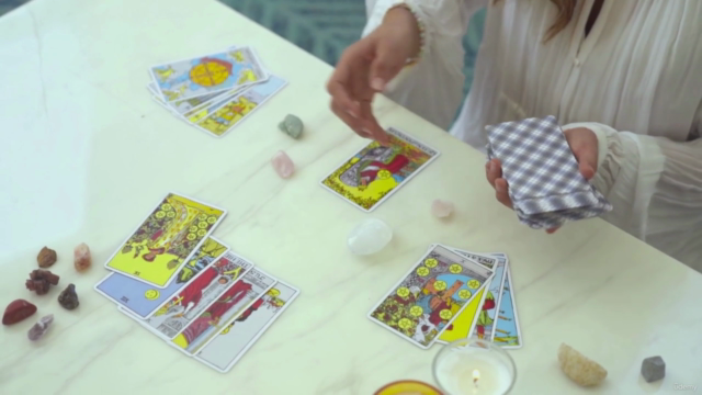 Intuitive Tarot Masterclass: Learn Tarot Reading in 20 Days - Screenshot_02