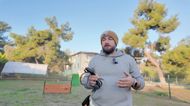 Köpek Eğitimi - Odaklı Topuk Yürüyüşü (Focused Heeling) – Screenshot 1
